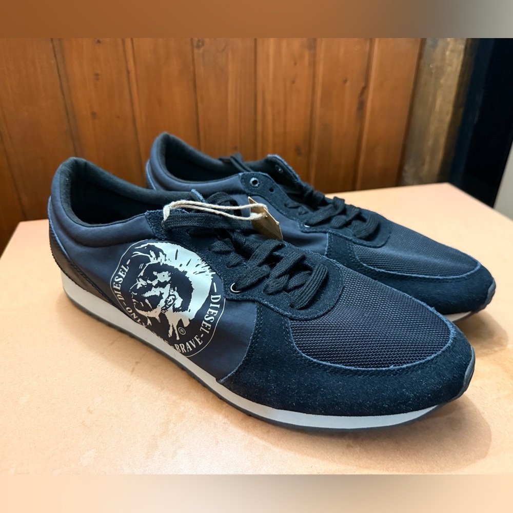 Diesel Men's sneakers (brand new)